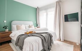 Home Art Apartments Salamanca